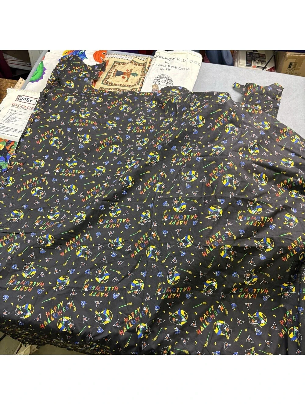 Lot Of 19 Assorted Vintage Halloween Cut & Sew Panels / Fabrics Crafting 10.5 lb